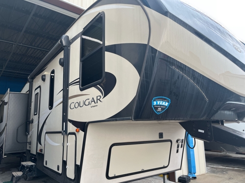 RV carousel image 1