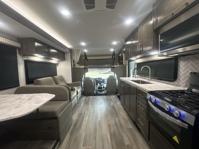 2026 Jayco Greyhawk 29MV — photo 4 of 8