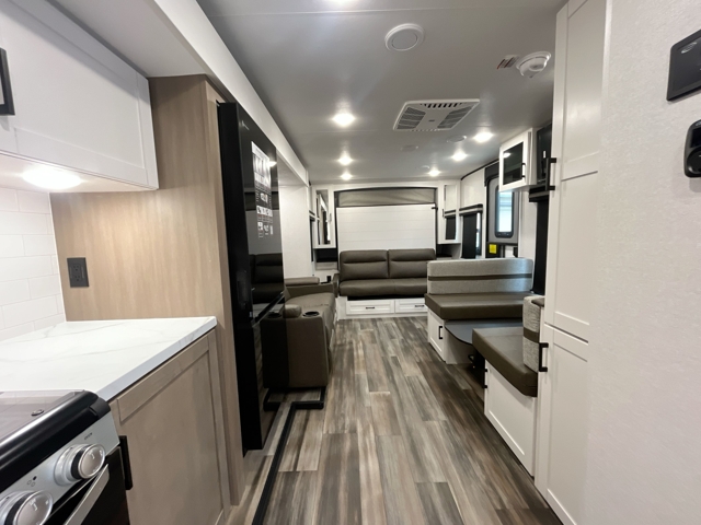 2026 Highland Ridge Open Range Lite 211RKM — photo 4 of 8