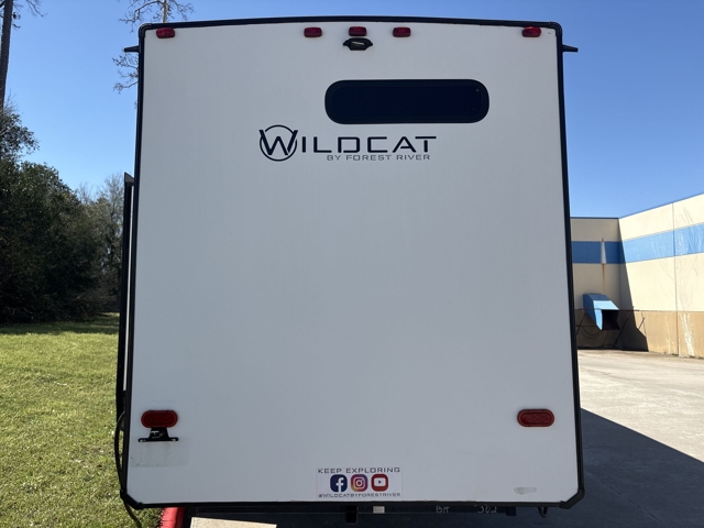 2022 Forest River Wildcat 302BH — photo 7 of 8
