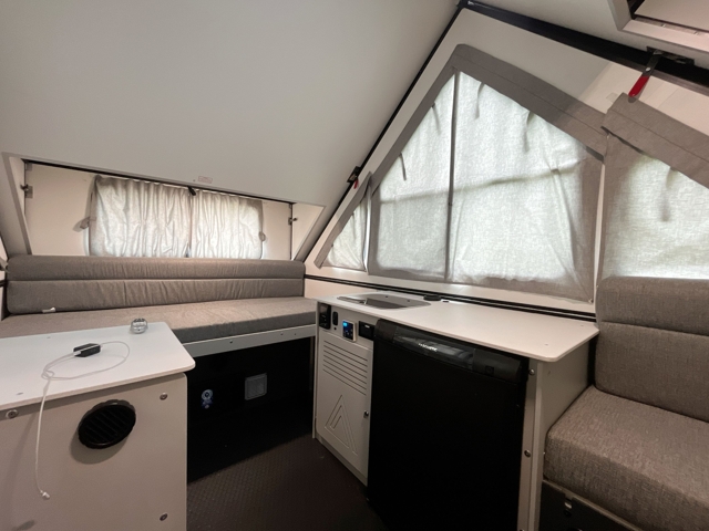 2024 A Liner Aliner Evolution 12 — photo 2 of 8