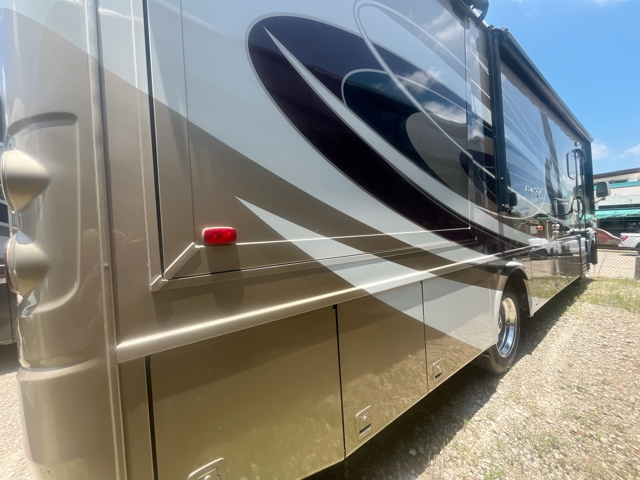 2017 Newmar Bay Star 3124 — photo 5 of 8