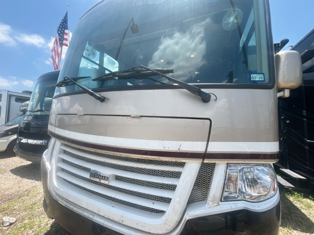 2017 Newmar Bay Star 3124 — photo 4 of 8