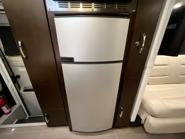 2018 Leisure Travel Serenity S24CB — photo 8 of 8