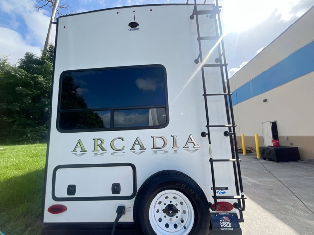 2022 Keystone Arcadia 3940LT — photo 7 of 8