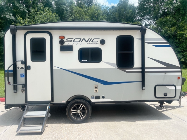 2022 Venture RV Sonic Lite 150VRK — photo 6 of 8