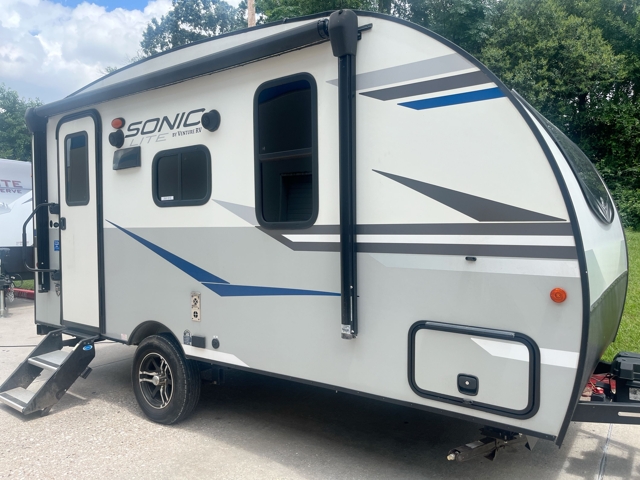 2022 Venture RV Sonic Lite 150VRK — photo 1 of 8