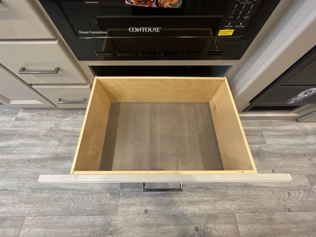 2025 Thor Axis 24.1 — photo 7 of 8