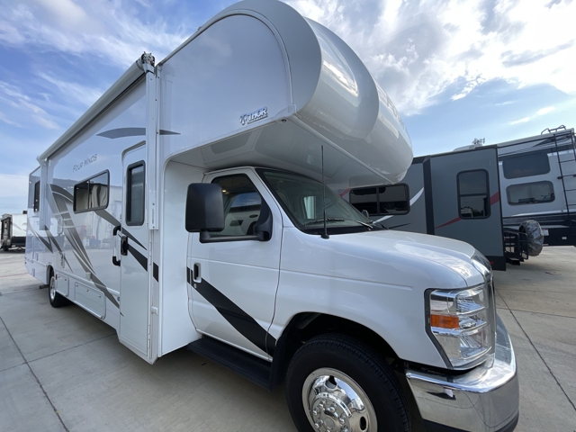 2025 Thor Four Winds 31MV — photo 1 of 8