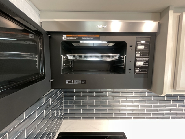 2026 Holiday Rambler Invicta 36Y — photo 8 of 8