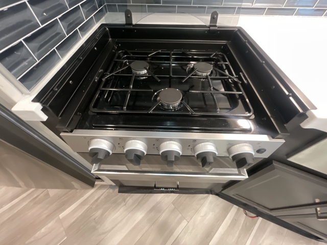 2026 Holiday Rambler Invicta 36Y — photo 5 of 8