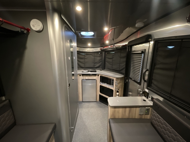 2019 Airstream Basecamp X — photo 4 of 8