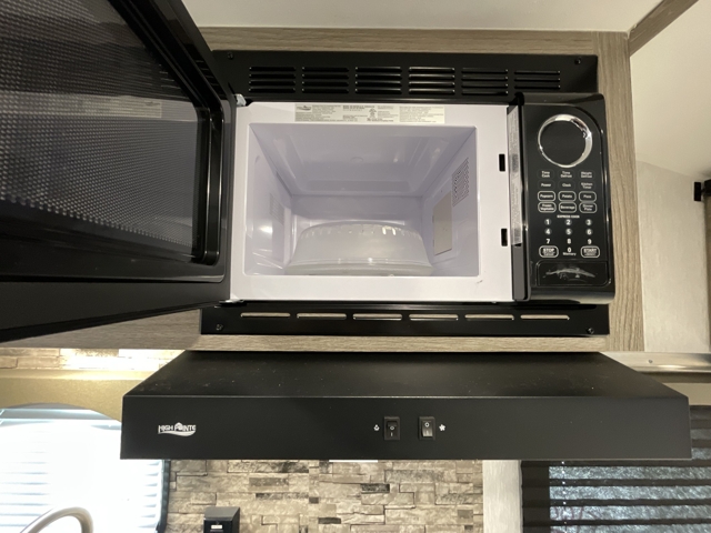 2023 Sunset Park RV Sun Lite 16BH — photo 8 of 8