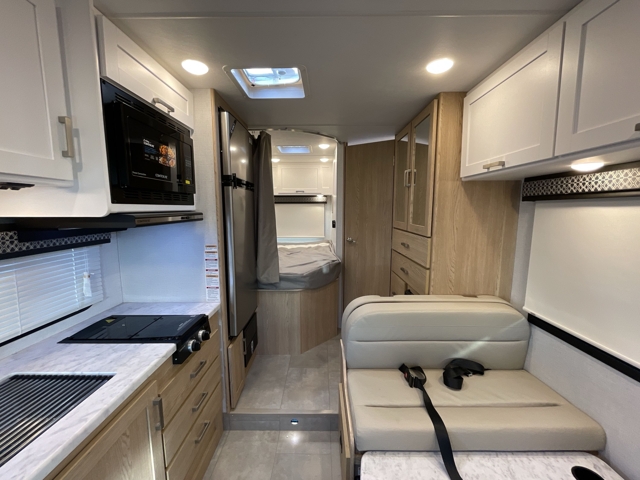 2026 Thor Freedom Elite 21HEC — photo 3 of 8