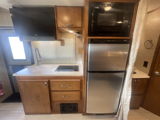 2022 Renegade Villagio 25FWS — photo 4 of 8