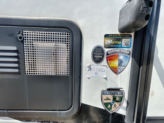 2023 Venture RV Sporttrek 291VTQ — photo 8 of 8