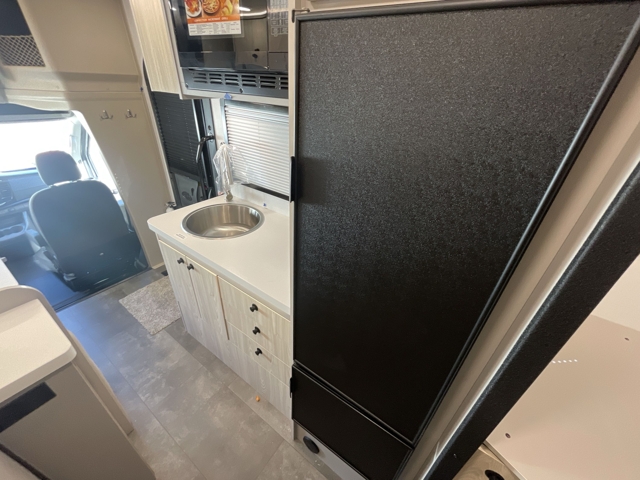 2026 Entegra Coach Condor 22T — photo 4 of 8