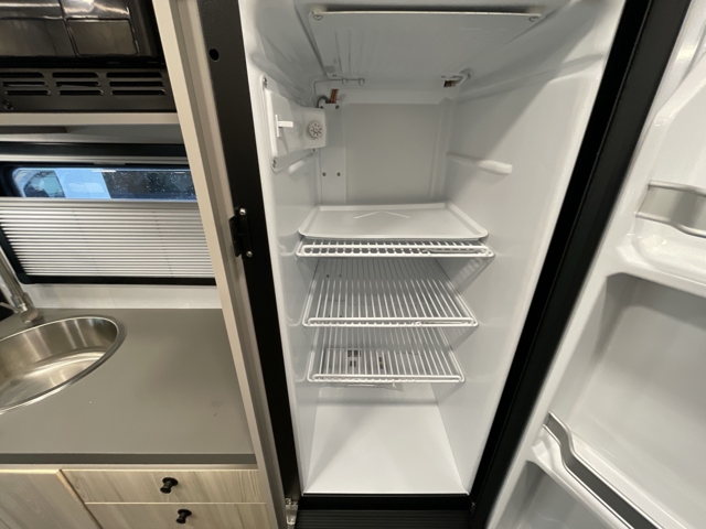2026 Entegra Coach Condor 22T — photo 5 of 8