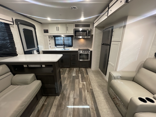 2023 Crossroads Cruiser Aire 29RKL — photo 4 of 8