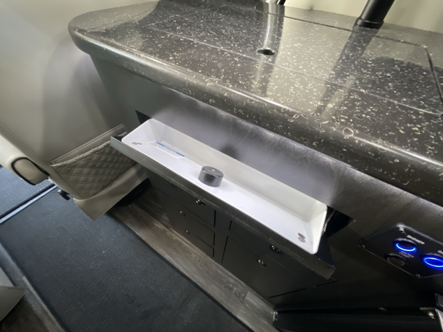 2026 Ogv Luxury Coach V-tour 7RLA — photo 8 of 8
