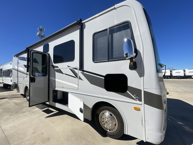 2026 Holiday Rambler Admiral 32N — photo 1 of 8