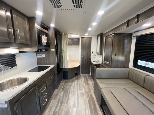 2026 Entegra Coach Odyssey SE 22A — photo 2 of 8