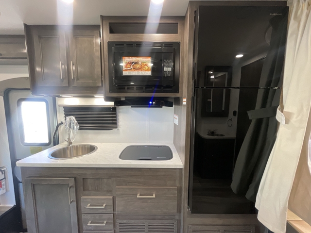 2026 Entegra Coach Odyssey SE 22A — photo 4 of 8