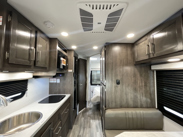 2026 Entegra Coach Odyssey SE 22C — photo 3 of 8