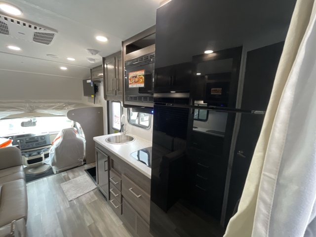 2026 Entegra Coach Odyssey SE 22EF — photo 5 of 8