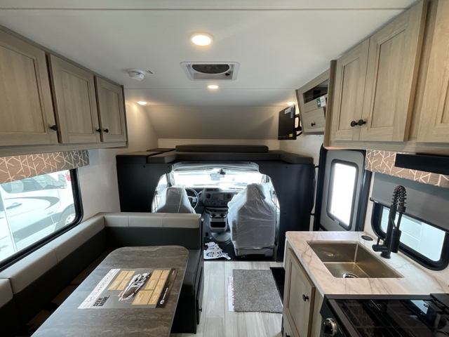 2026 Forest River Sunseeker LE 2350F — photo 4 of 8