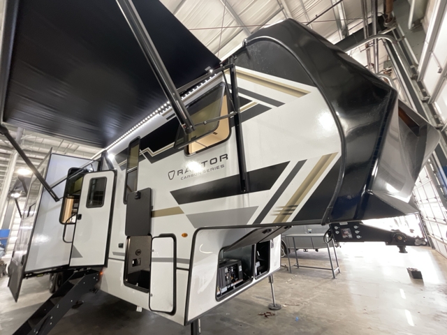 2026 Keystone Carbon 368 — photo 1 of 8