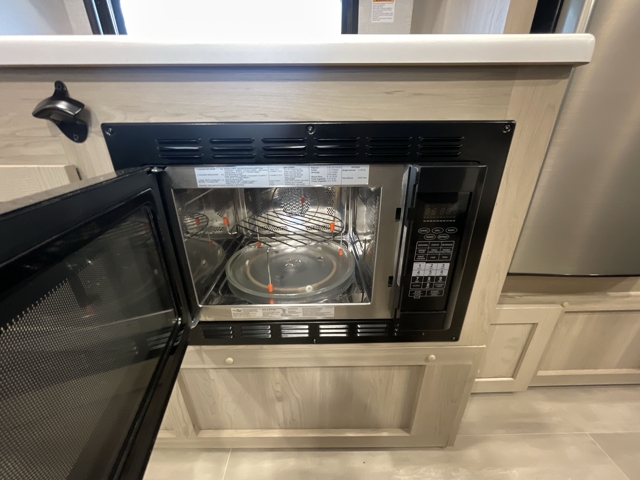 2023 Forest River Flagstaff E-pro 19FBS — photo 8 of 8