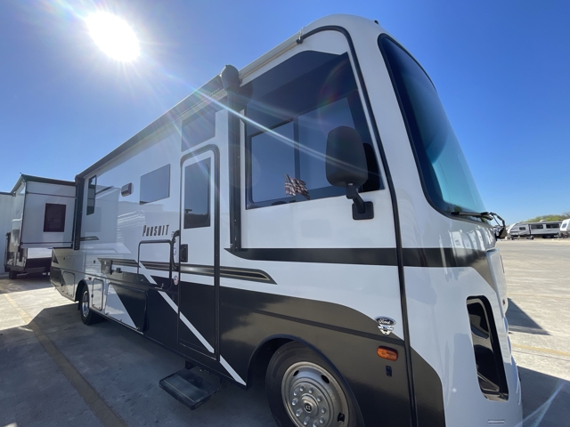 2024 Coachmen Pursuit 31ES — photo 1 of 8