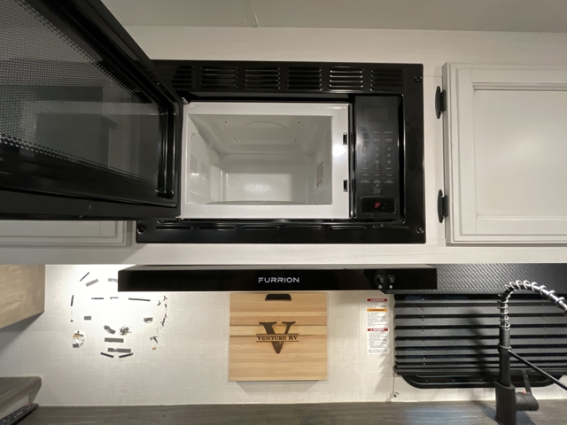 2023 Venture RV Stratus 231VRB — photo 8 of 8