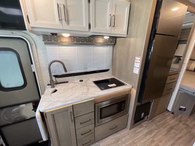 2026 Thor Freedom Traveler A24 — photo 7 of 8