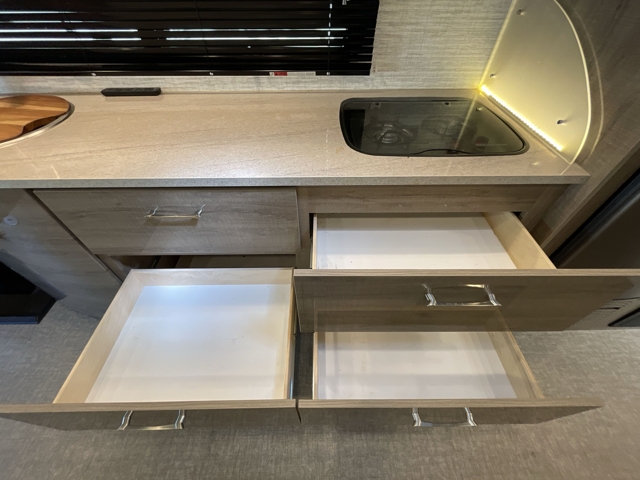 2024 Jayco Melbourne Prestige 24RP — photo 8 of 8