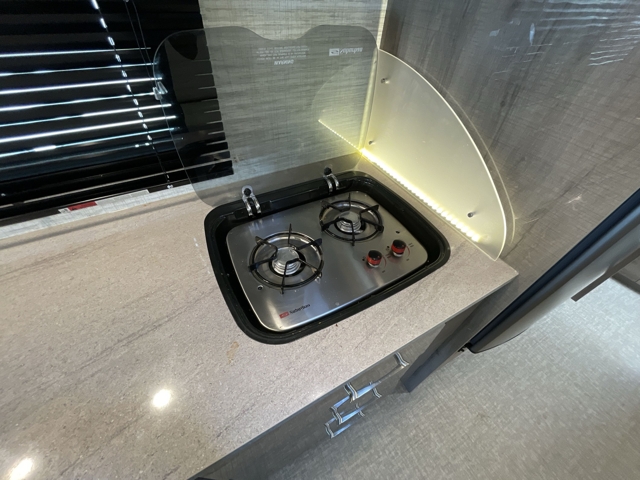 2024 Jayco Melbourne Prestige 24RP — photo 6 of 8