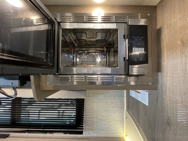 2024 Jayco Melbourne Prestige 24RP — photo 7 of 8