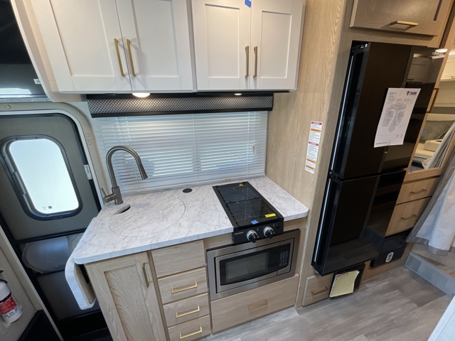 2027 Thor Freedom Elite 24KE — photo 5 of 8