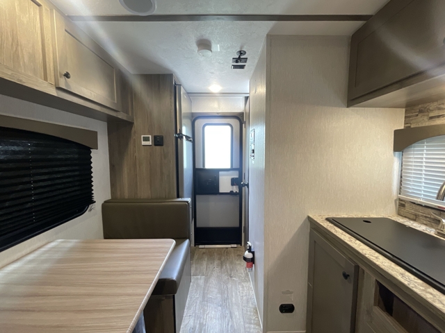 2024 Sunset Park RV Sun Lite 16BH — photo 3 of 8
