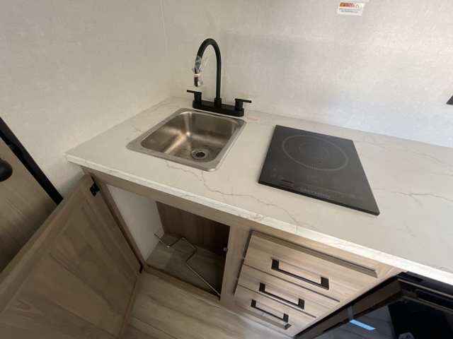 2027 Keystone Coleman 13B — photo 4 of 8
