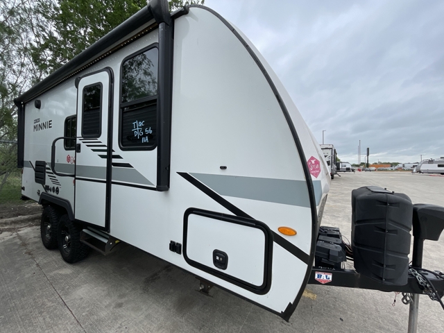 2022 Winnebago Micro Minnie 2108DS — photo 1 of 8