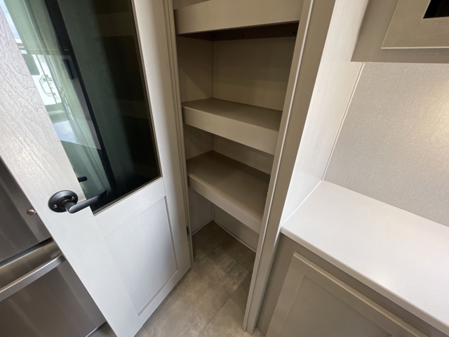 2022 Forest River Columbus C-series 329DVC — photo 4 of 8