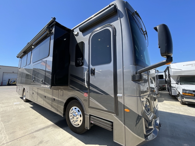 2023 Fleetwood Frontier 36SS — photo 1 of 8