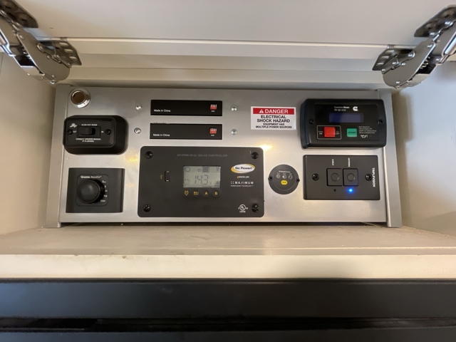 2020 Tiffin Wayfarer 25RW — photo 6 of 8