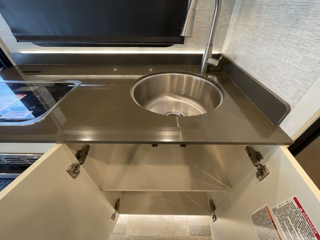 2020 Tiffin Wayfarer 25RW — photo 7 of 8