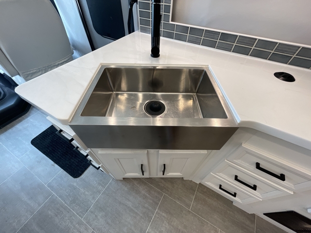 2023 Coachmen Encore 375RB — photo 6 of 8