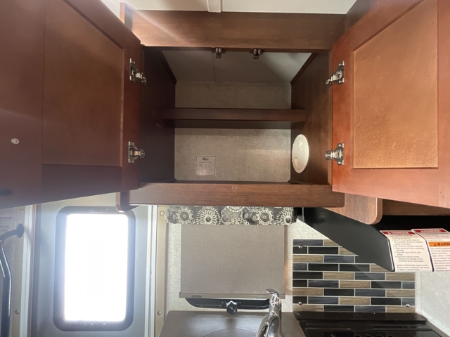 2017 Forest River Sunseeker MBS 2400R — photo 8 of 8