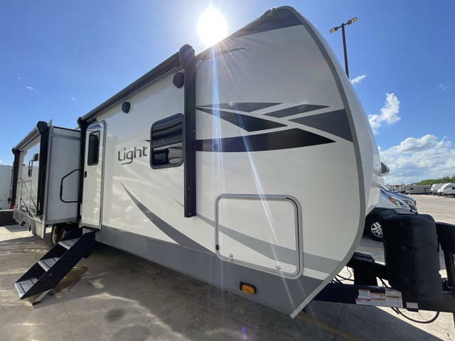 2022 Highland Ridge Open Range Light 275RLS — photo 1 of 8