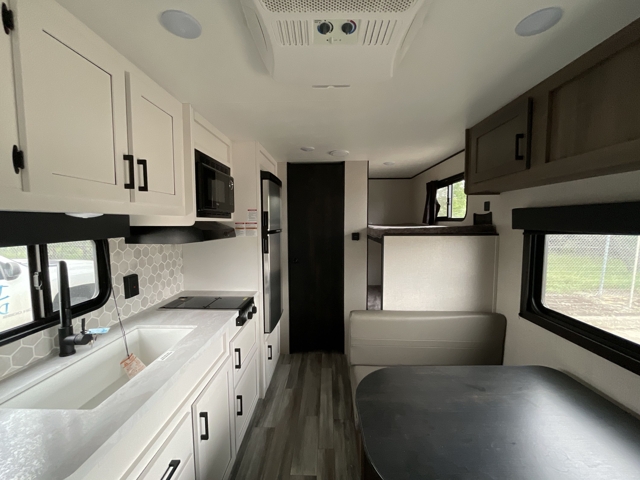 2024 Highland Ridge Open Range 19BH — photo 5 of 8